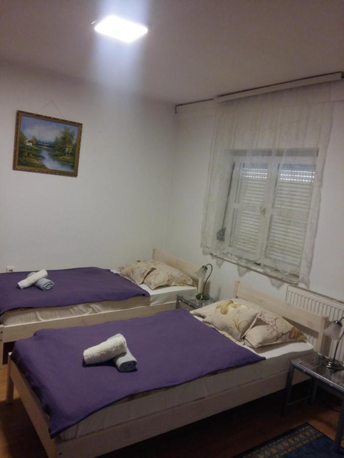 Bed and Breakfast Retro Panzio Печ Экстерьер фото