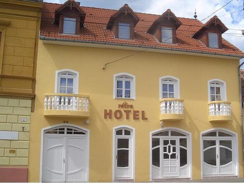 Bed and Breakfast Retro Panzio Печ Экстерьер фото