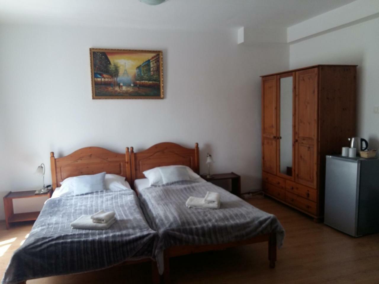 Bed and Breakfast Retro Panzio Печ Экстерьер фото